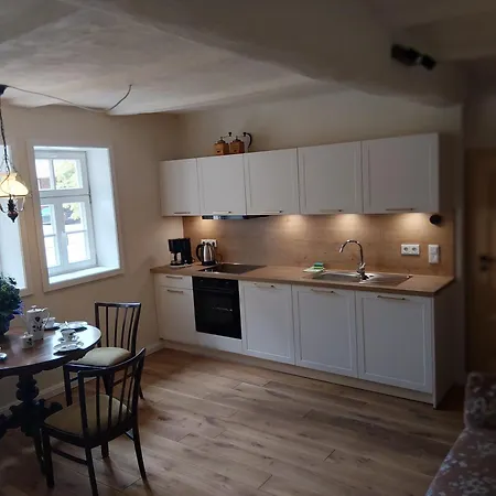 Appartement Ellenbach - Fachwerkromantik An Der Fulda, Gemuetliche Im Denkmal *